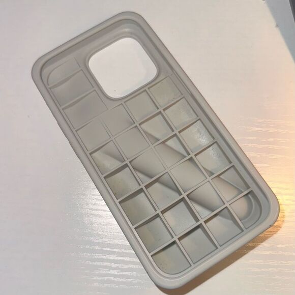 Rhode IPhone 14 Pro Lip Case Phone Case Gray - Picture 2 of 3